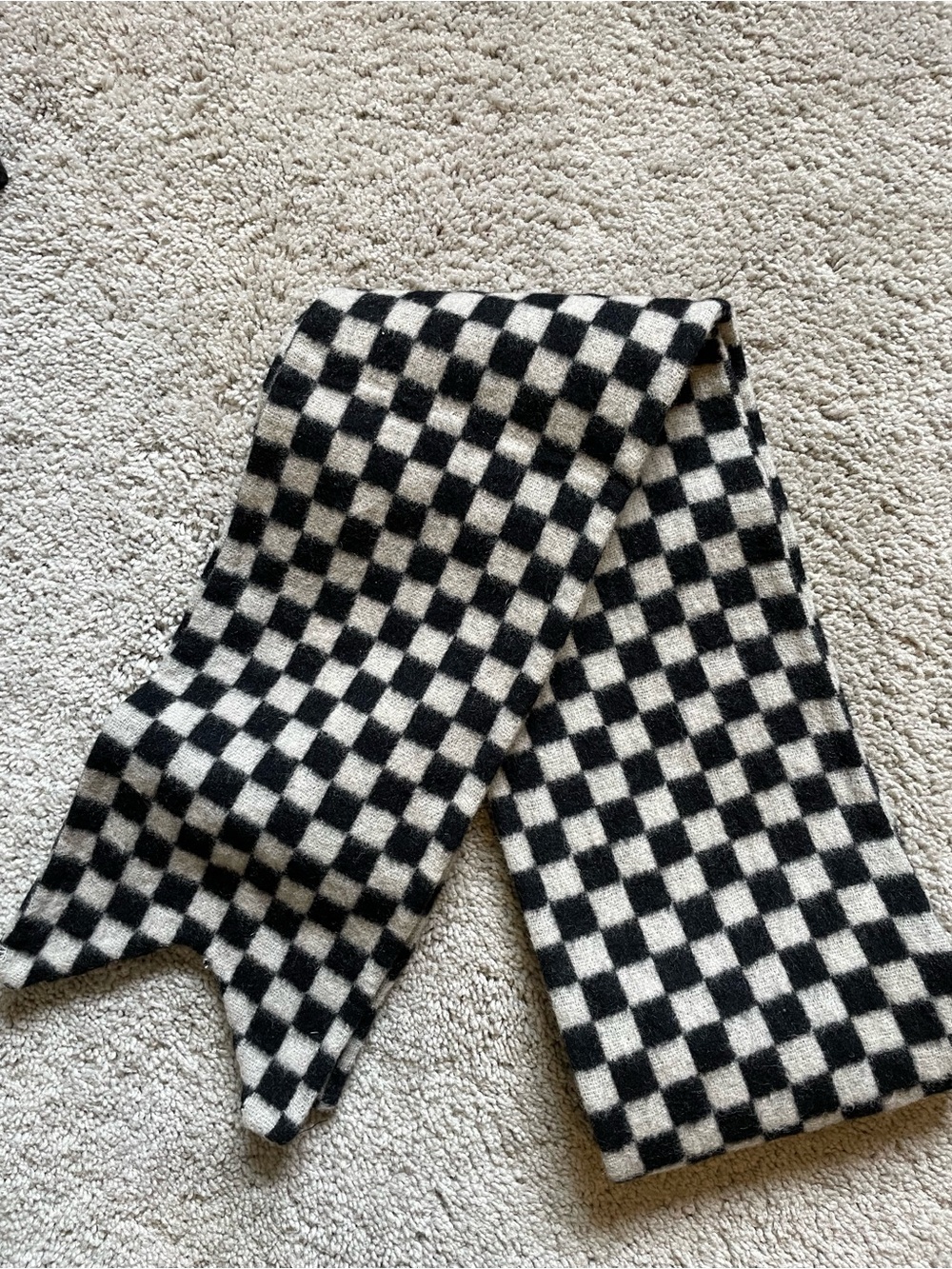 Checkered scarf 🧣